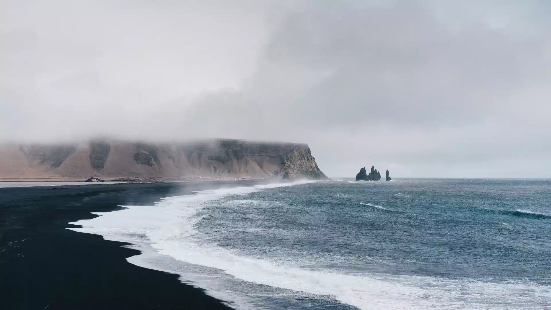 Terug langs zwarte stranden