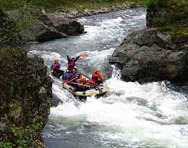 ruka-zomer-rafting-grote-stroomversnellingen-rusla