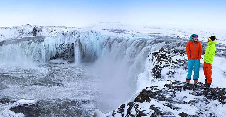 godafoss ijsland winter