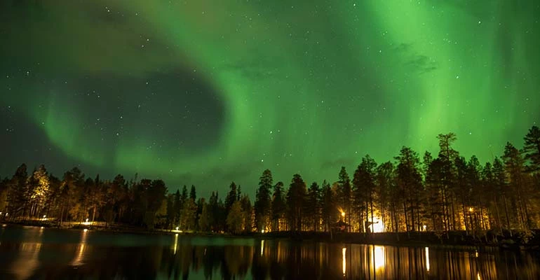 weerspiegeling noorderlicht lapland september