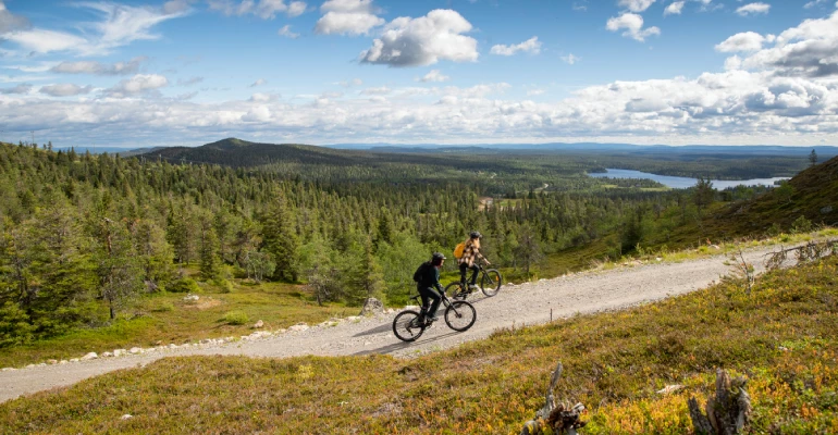 biken in Ruka