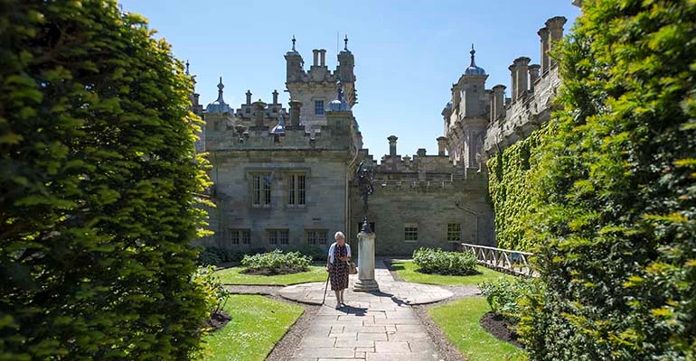 floors castle